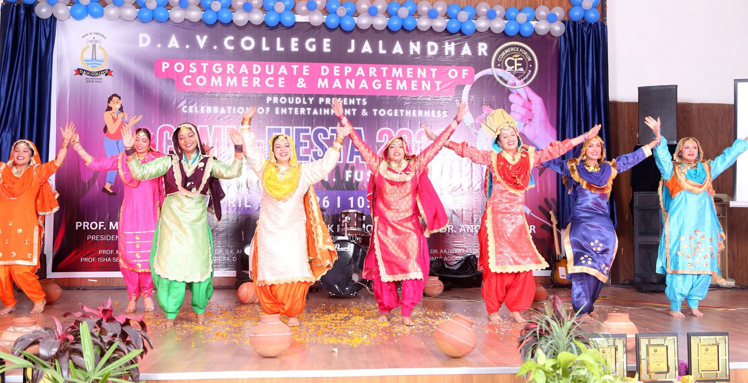 Glamour and Glory at COMM FIESTA 2026, dav college jalandhar